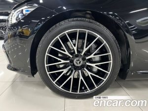 Mercedes-Benz S-Class S580L 4MATIC 2024 года из Южной Кореи