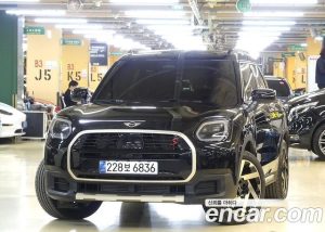 Mini Countryman ALL4 Favoured 2024 года из Южной Кореи