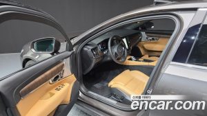 Volvo S90 B6 AWD ULTIMATE Bright 2023 года из Южной Кореи