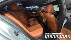 Mercedes-Benz CLS-Class CLS300d 4MATIC 2023 года из Южной Кореи