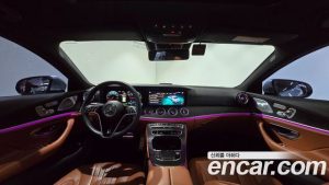Mercedes-Benz CLS-Class CLS300d 4MATIC 2023 года из Южной Кореи