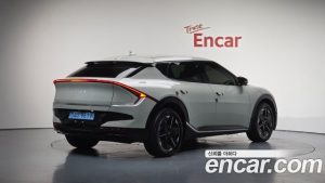 Kia EV6 Long Range 4WD 2025 года из Южной Кореи