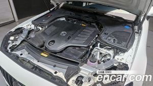 Mercedes-Benz E-Class E450 4MATIC Cabriolet 2023 года из Южной Кореи
