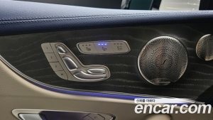 Mercedes-Benz E-Class E450 4MATIC Cabriolet 2023 года из Южной Кореи
