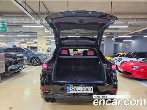 Porsche Cayenne 3.0 Coupe 2023 года из Южной Кореи