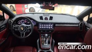 Porsche Cayenne 3.0 Coupe 2023 года из Южной Кореи