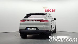 Porsche Cayenne 3.0 Coupe 2023 года из Южной Кореи