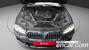 BMW 5-Series 520i M Sport 2023 года из Южной Кореи