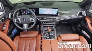BMW X7 xDrive 40d M Sport 6 2025 года из Южной Кореи