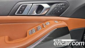 BMW X7 xDrive 40d M Sport 6 2025 года из Южной Кореи