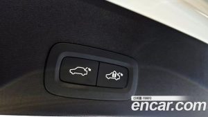 Volvo XC40 B4 ULTIMATE Bright 2024 года из Южной Кореи