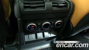 Land Rover Defender 110 D300 HSE 2023 года из Южной Кореи