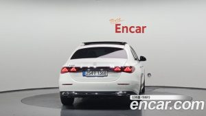 Mercedes-Benz E-Class E200 Avantgarde 2025 года из Южной Кореи