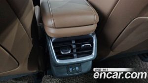 Hyundai Grandeur 2.5 Бензин 2WD 2025 года из Южной Кореи