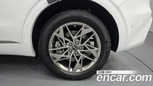 Genesis GV70 2.5T Бензин AWD 2024 года из Южной Кореи