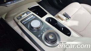 Genesis GV70 2.5T Бензин AWD 2024 года из Южной Кореи