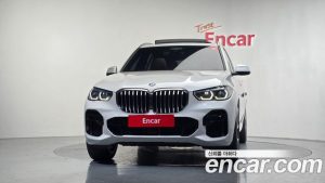 BMW X5 xDrive 40i M Sport 2023 года из Южной Кореи