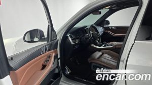 BMW X5 xDrive 40i M Sport 2023 года из Южной Кореи