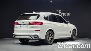 BMW X5 xDrive 40i M Sport 2023 года из Южной Кореи