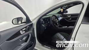 Mercedes-Benz E-Class E250 Avantgarde 2023 года из Южной Кореи