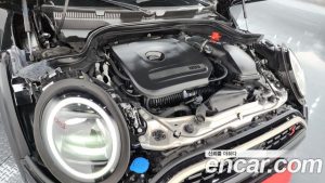 Mini Cooper Favoured 2025 года из Южной Кореи