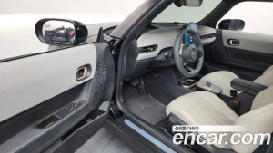 Mini Cooper Favoured 2025 года из Южной Кореи