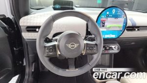 Mini Cooper Favoured 2025 года из Южной Кореи