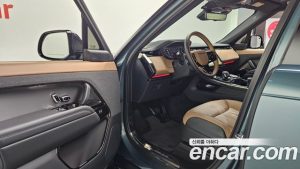 Land Rover Range Rover Sport P550E Dynamic HSE 2025 года из Южной Кореи