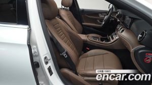 Mercedes-Benz E-Class E250 Exclusive 2023 года из Южной Кореи