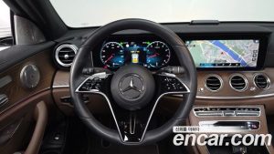 Mercedes-Benz E-Class E250 Exclusive 2023 года из Южной Кореи