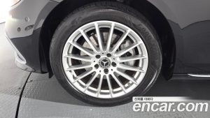 Mercedes-Benz E-Class E250 Exclusive 2023 года из Южной Кореи
