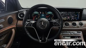 Mercedes-Benz E-Class E250 Exclusive 2023 года из Южной Кореи