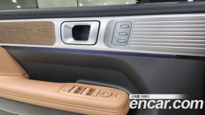 Hyundai Santafe Бензин 2.5T 4WD 2025 года из Южной Кореи