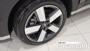 Hyundai Santafe Бензин 2.5T 4WD 2025 года из Южной Кореи