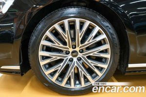 Audi A8 55 TFSI 4WD Premium LWB 2023 года из Южной Кореи