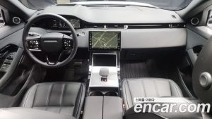 Land Rover Range Rover Evoque P250 Dynamic SE 2024 года из Южной Кореи