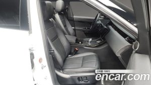 Land Rover Range Rover Evoque P250 Dynamic SE 2024 года из Южной Кореи