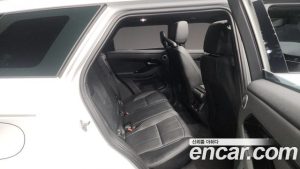 Land Rover Range Rover Evoque P250 Dynamic SE 2024 года из Южной Кореи