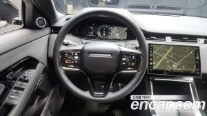 Land Rover Range Rover Evoque P250 Dynamic SE 2024 года из Южной Кореи