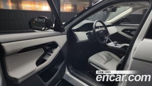 Land Rover Range Rover Evoque P250 S 2024 года из Южной Кореи