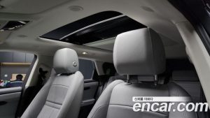 Land Rover Range Rover Evoque P250 S 2024 года из Южной Кореи