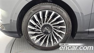 Hyundai Grandeur Calligraphy 2026 года из Южной Кореи