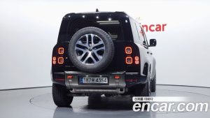 Land Rover Defender 110 P400 X 2024 года из Южной Кореи