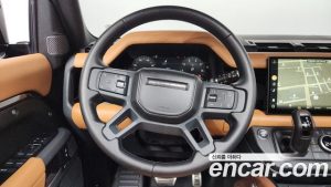 Land Rover Defender 110 P400 X 2024 года из Южной Кореи