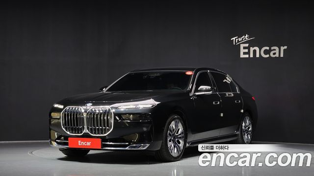 BMW 7-Series 740i sDrive Design Pure Excellence 2023 года из Кореи
