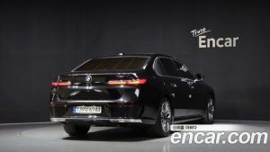BMW 7-Series 740i sDrive Design Pure Excellence 2023 года из Южной Кореи