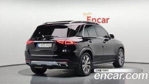 Mercedes-Benz GLE-Class GLE300d 4MATIC 2023 года из Южной Кореи