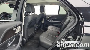 Mercedes-Benz GLE-Class GLE300d 4MATIC 2023 года из Южной Кореи