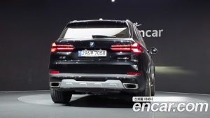 BMW X5 xDrive 30d xLine 2024 года из Южной Кореи