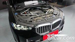 BMW X5 xDrive 30d xLine 2024 года из Южной Кореи